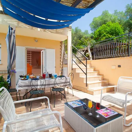 Villa Montecorbo Sleeps 7 Pool Air Con Wifi