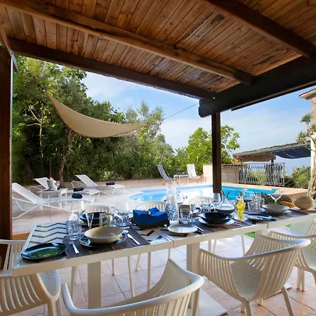 Montecorbo Sleeps 7 Pool Air Con Wifi