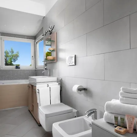 Villa Montecorbo Sleeps 7 Pool Air Con Wifi *