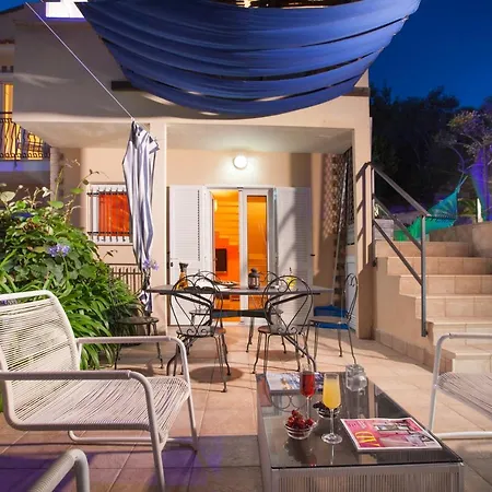 Montecorbo Sleeps 7 Pool Air Con Wifi Villa